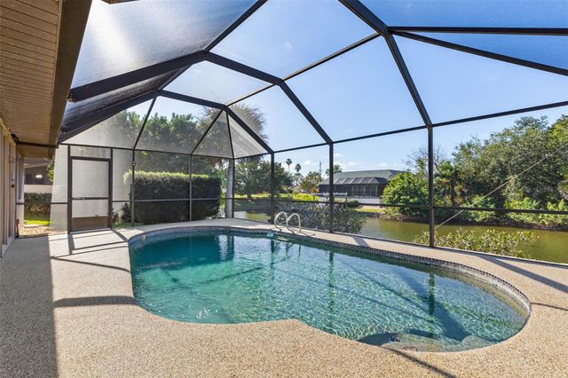 5 CLEARVIEW COURT N, Palm Coast, FL 32137