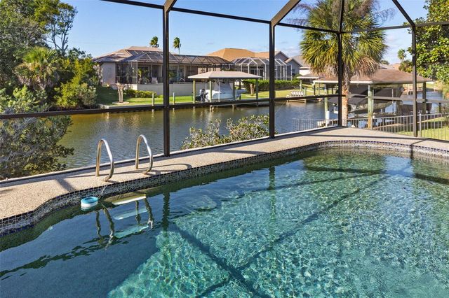 5 CLEARVIEW COURT N, Palm Coast, FL 32137