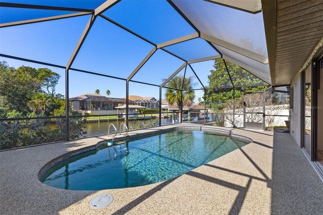 5 CLEARVIEW COURT N, Palm Coast, FL 32137