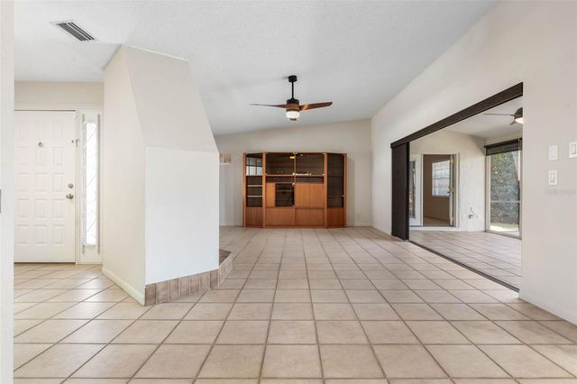 5 CLEARVIEW COURT N, Palm Coast, FL 32137