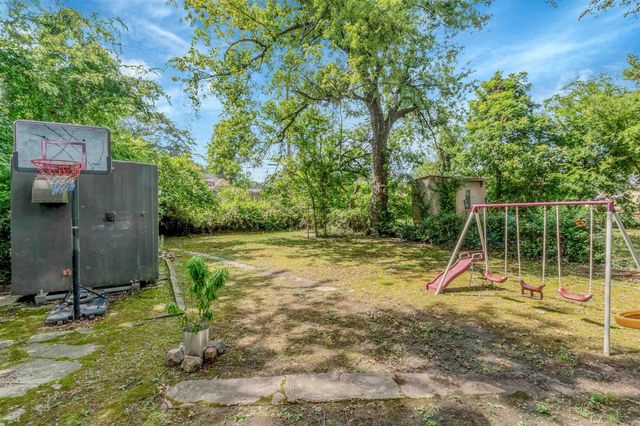 1709 N Poplar St, North Little Rock, AR 72114