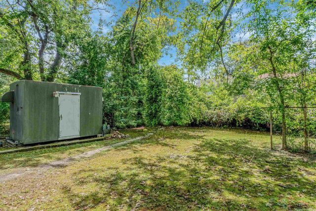 1709 N Poplar St, North Little Rock, AR 72114