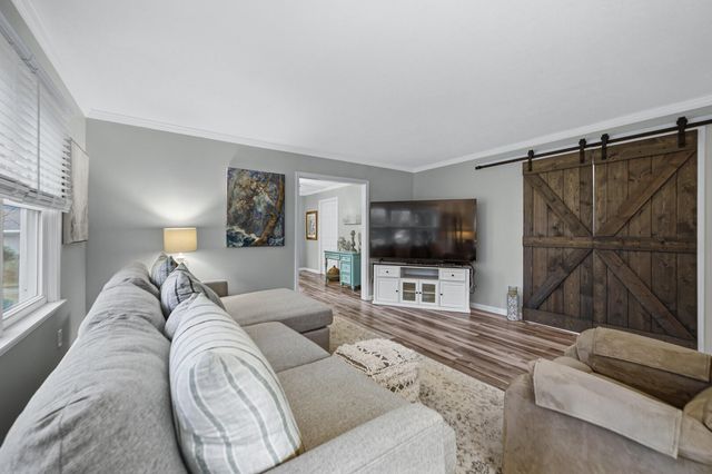 2992 N Tiffany Drive, La Porte, IN 46350