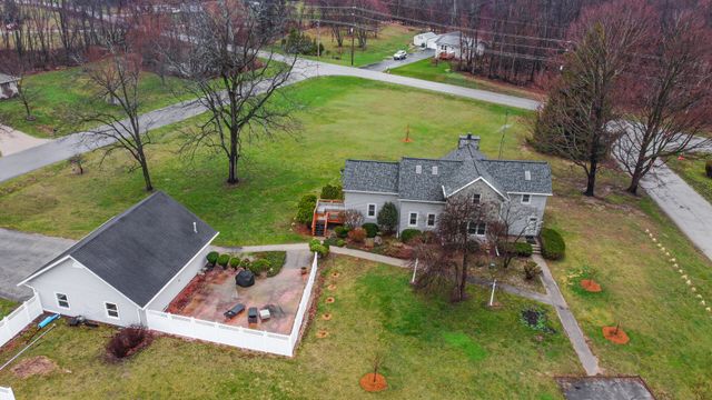 2992 N Tiffany Drive, La Porte, IN 46350