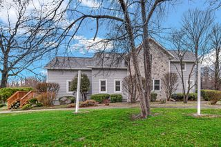 2992 N Tiffany Drive, La Porte, IN 46350