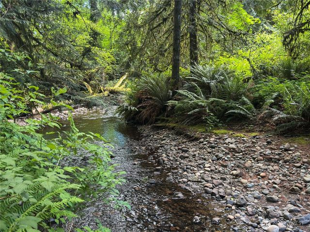 8720 Stoney Creek Lane SW, Olympia, WA 98512