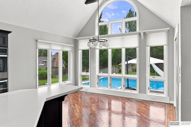 16509 Spring Circle, Omaha, NE 68130