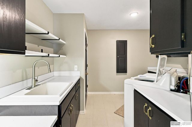 16509 Spring Circle, Omaha, NE 68130