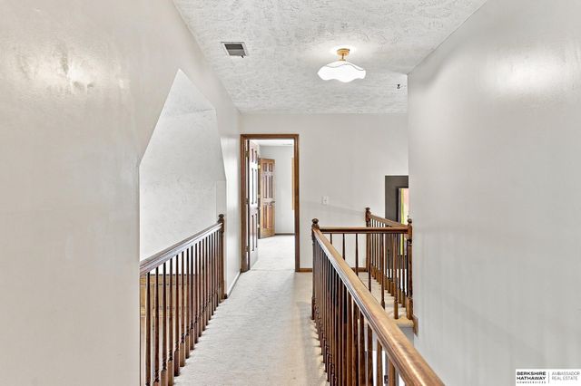 16509 Spring Circle, Omaha, NE 68130