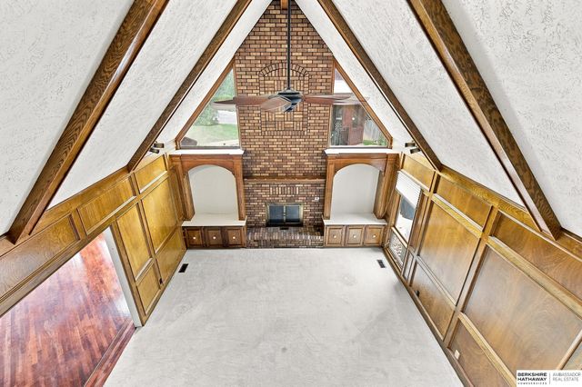 16509 Spring Circle, Omaha, NE 68130