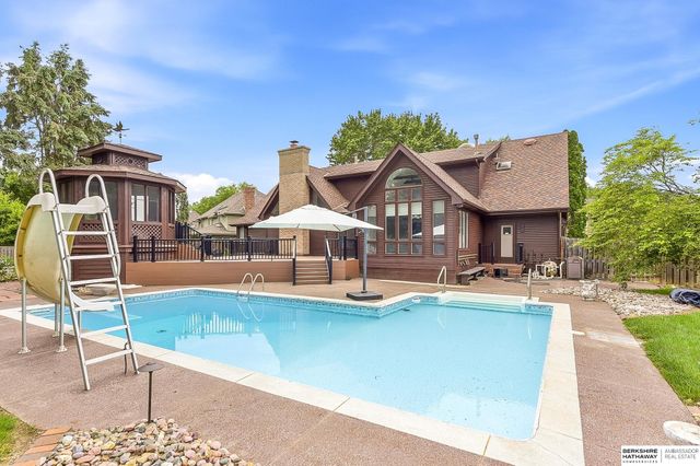 16509 Spring Circle, Omaha, NE 68130
