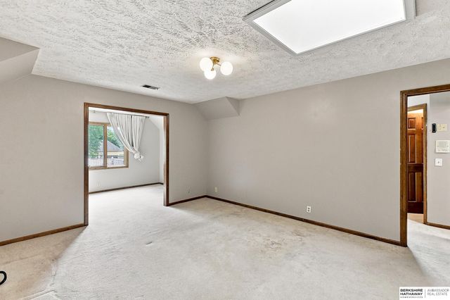 16509 Spring Circle, Omaha, NE 68130