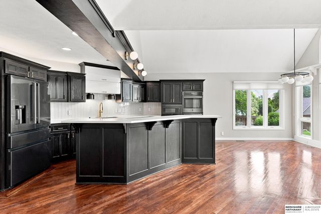 16509 Spring Circle, Omaha, NE 68130