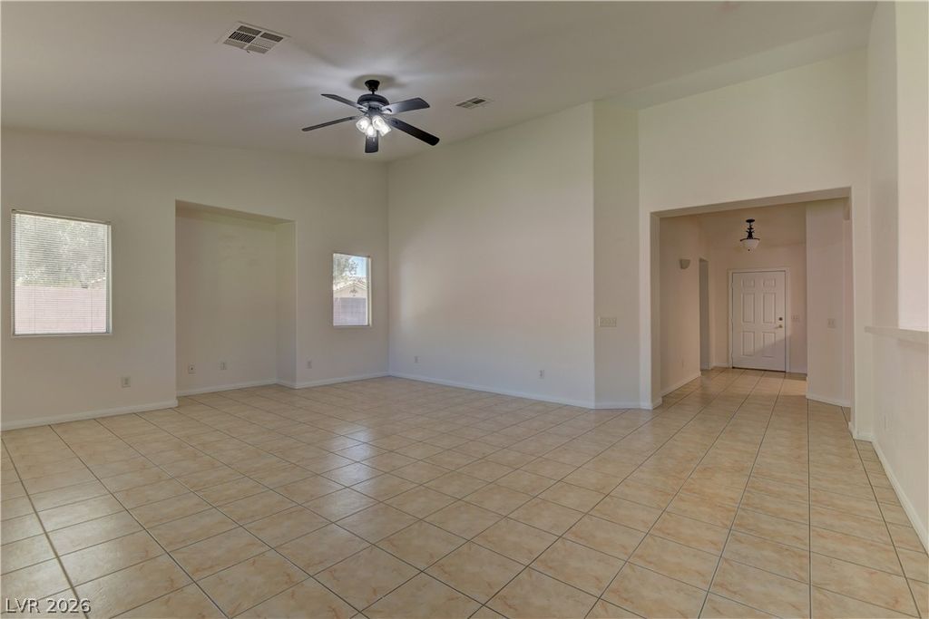 5488 Apron Court, Las Vegas, NV 89122 — photo 3