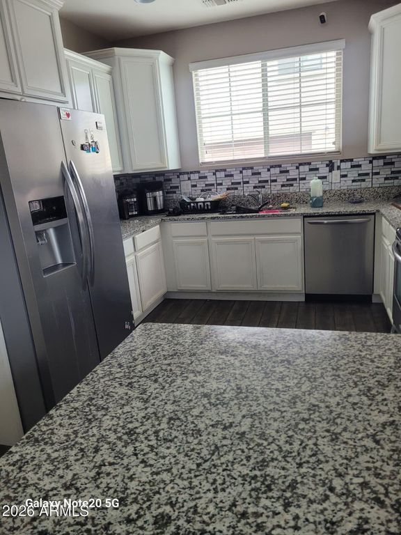 1943 N 77TH Glen, Phoenix, AZ 85035 — photo 3
