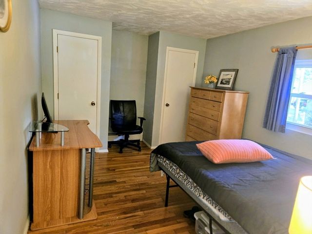 13 Park Lane, Wayland, MA 01778