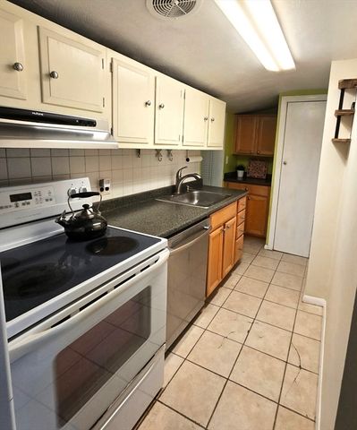 13 Park Lane, Wayland, MA 01778