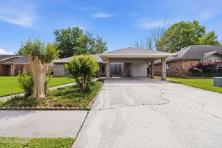 206 Open Meadows Drive, Lafayette, LA 70506