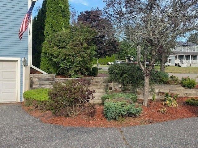 12 Cote Street, Amesbury, MA 01913