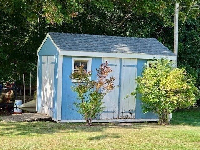 12 Cote Street, Amesbury, MA 01913