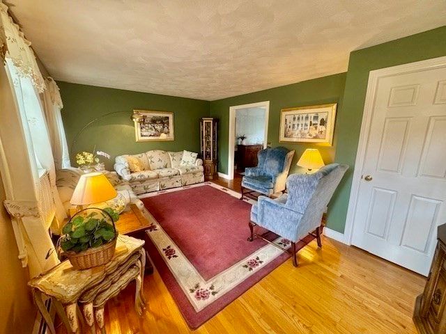 12 Cote Street, Amesbury, MA 01913