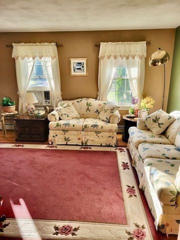 12 Cote Street, Amesbury, MA 01913