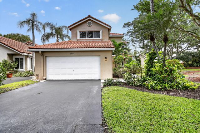 10111 NW 4th Street, Plantation, FL 33324