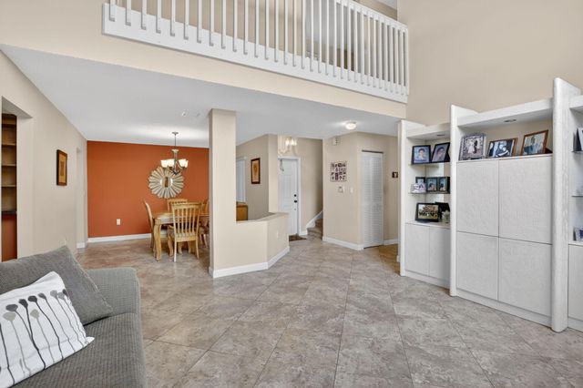 10111 NW 4th Street, Plantation, FL 33324