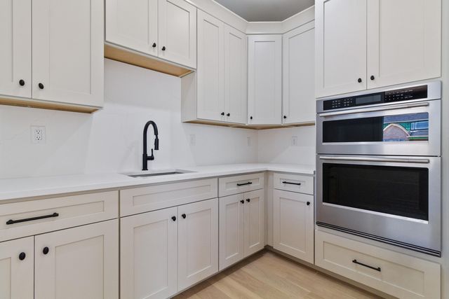 9440 Tall Grass Trail, St. John, IN 46373