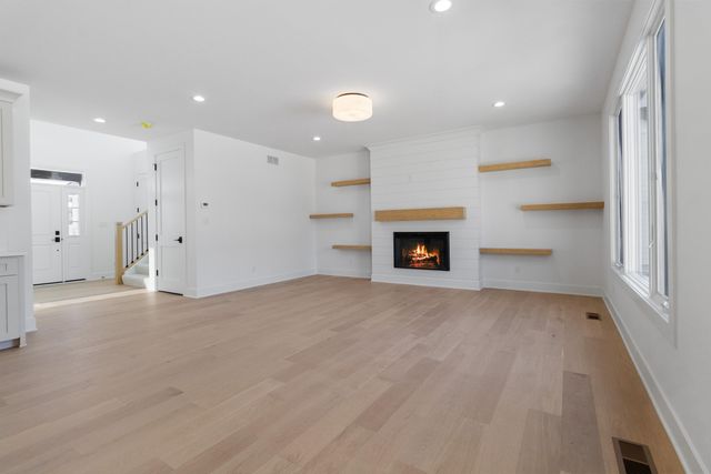 9440 Tall Grass Trail, St. John, IN 46373