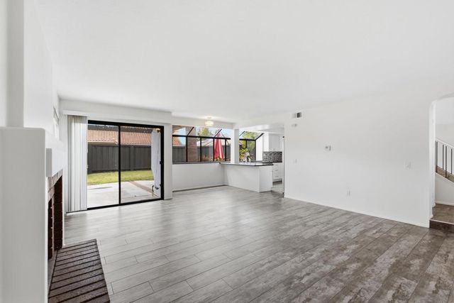 3926 Santa Nella Pl, San Diego, CA 92130