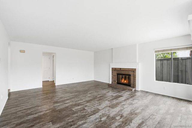 3926 Santa Nella Pl, San Diego, CA 92130
