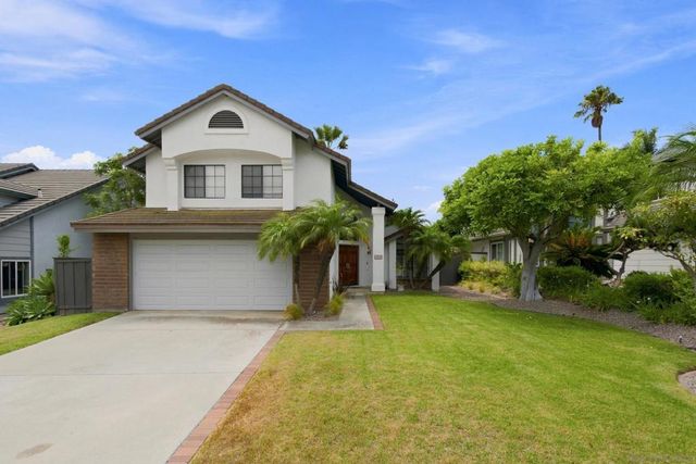 3926 Santa Nella Pl, San Diego, CA 92130