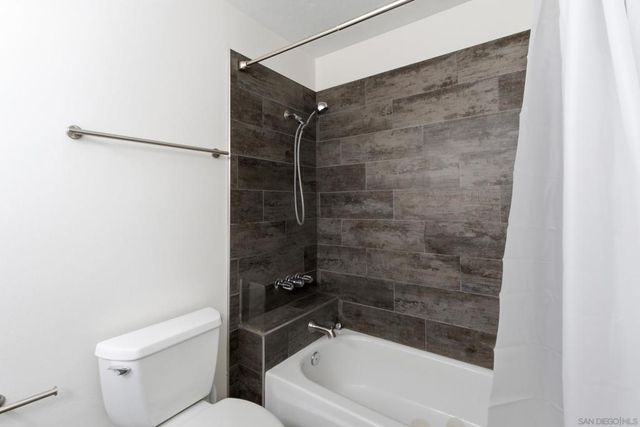 3926 Santa Nella Pl, San Diego, CA 92130