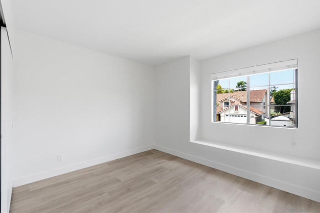 3926 Santa Nella Pl, San Diego, CA 92130