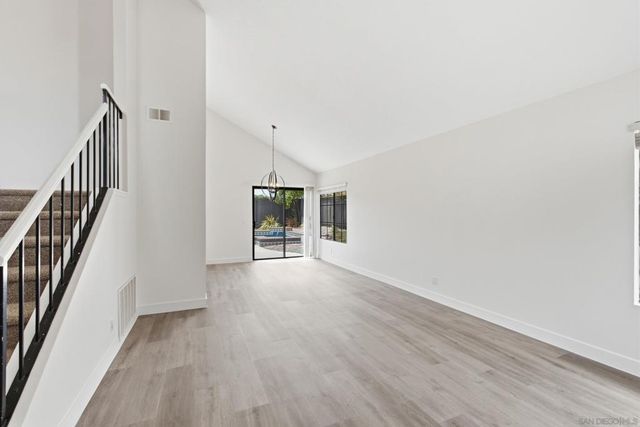 3926 Santa Nella Pl, San Diego, CA 92130