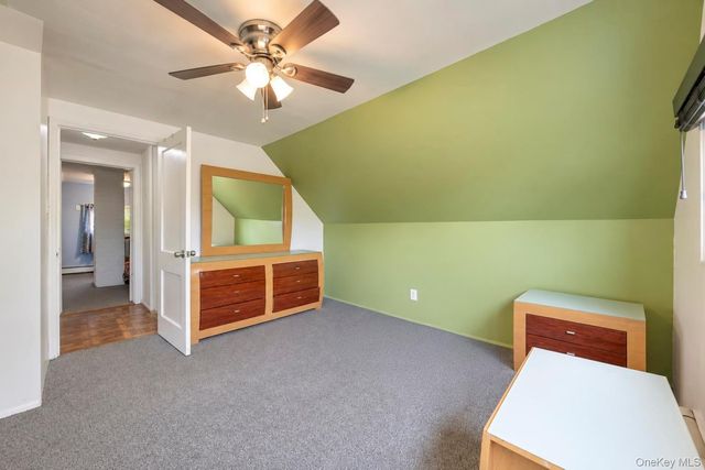 35 Meeting Lane, Hicksville, NY 11801