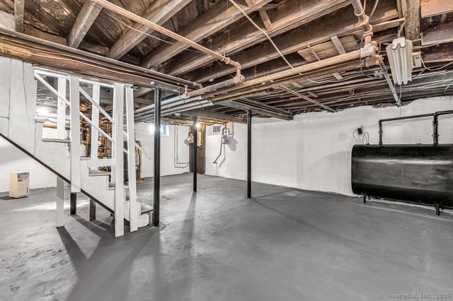 123 Harlem Avenue, Bridgeport, CT 06606