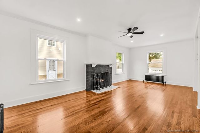 123 Harlem Avenue, Bridgeport, CT 06606