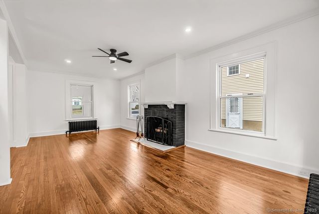 123 Harlem Avenue, Bridgeport, CT 06606