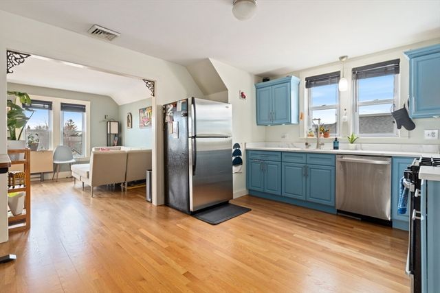 29 Ocean Ave 4, Salem, MA 01970