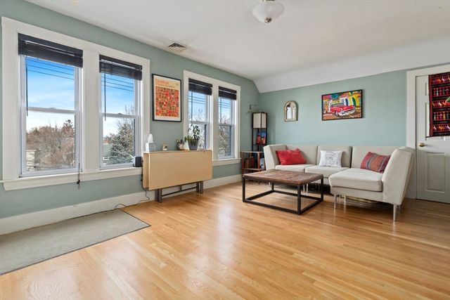 29 Ocean Ave 4, Salem, MA 01970