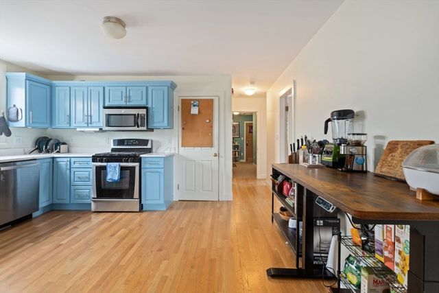 29 Ocean Ave 4, Salem, MA 01970