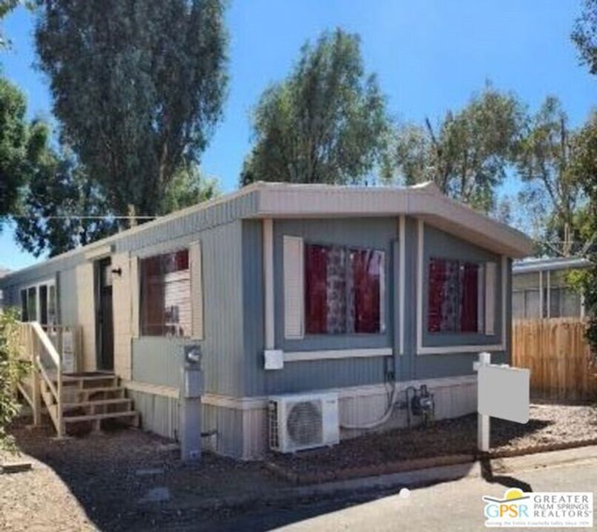 51063 29 Palms Hwy 8, Morongo Valley, CA 92256