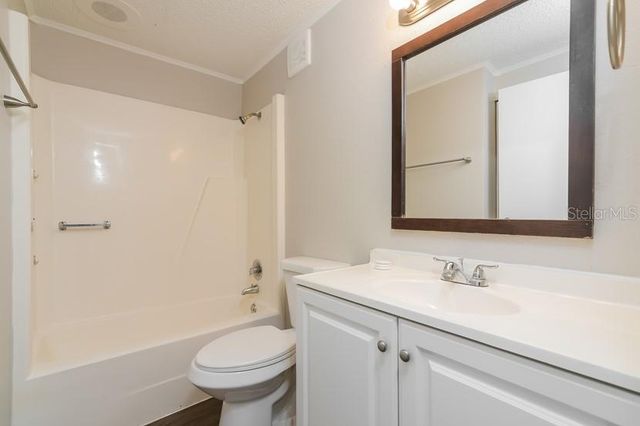 559 MARTIN PLACE BOULEVARD, Apopka, FL 32712