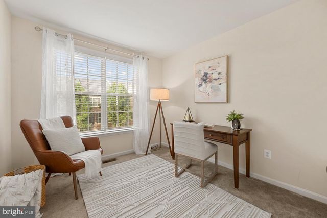 9810 SMITHVIEW PL, Lanham, MD 20706