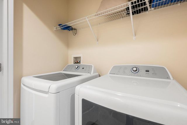 9810 SMITHVIEW PL, Lanham, MD 20706