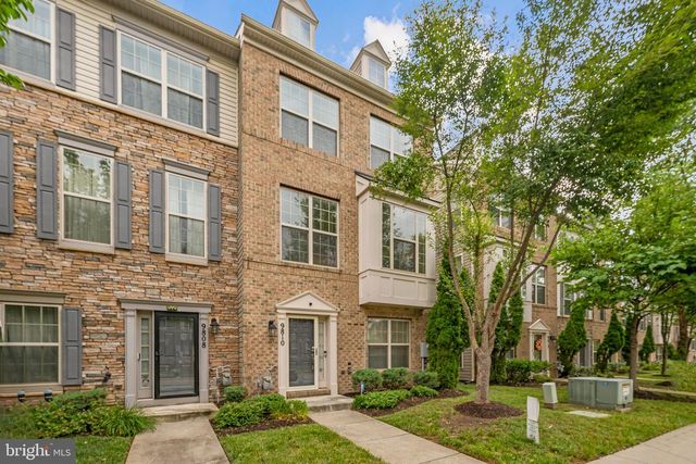 9810 SMITHVIEW PL, Lanham, MD 20706