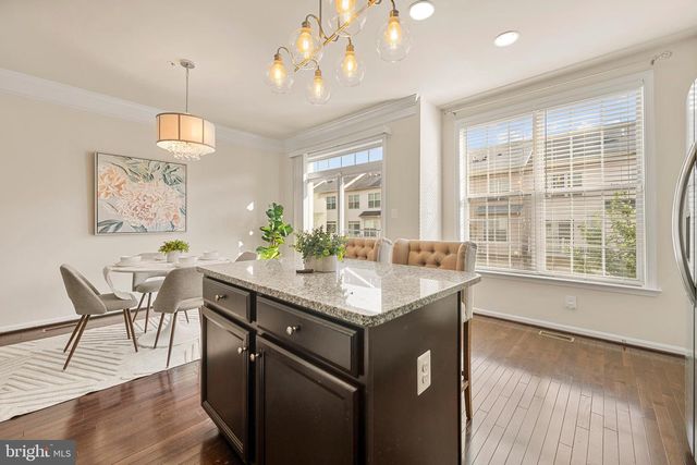 9810 SMITHVIEW PL, Lanham, MD 20706