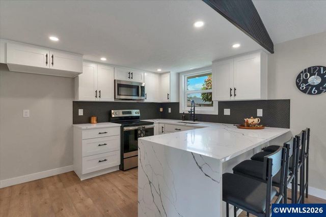 1425 Western Av, Stayton, OR 97383